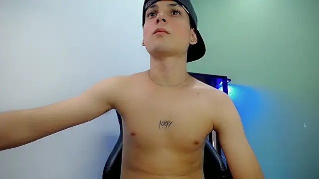 dilan_hott_ live sex cam