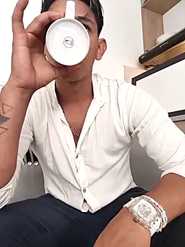 Hiroshi_Shen live sex cam