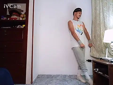 HomeAloneK live sex cam