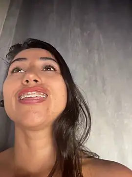 Valentinne_z live sex cam