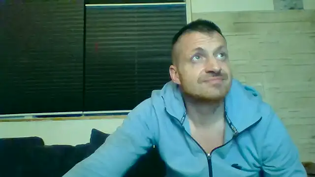 DevilsAngel13 live sex cam