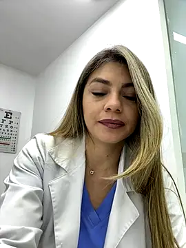 alicee16 live sex cam