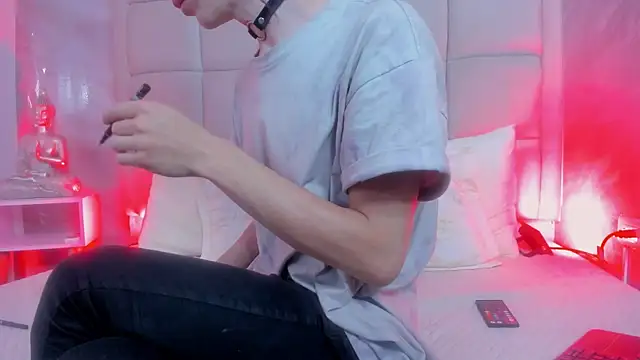 Hecatee_77 live sex cam