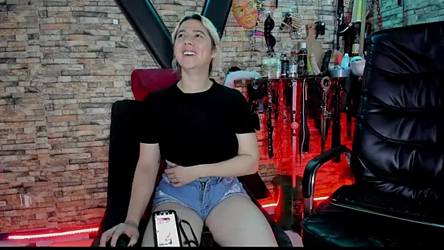 Liltildeman_moon live sex cam