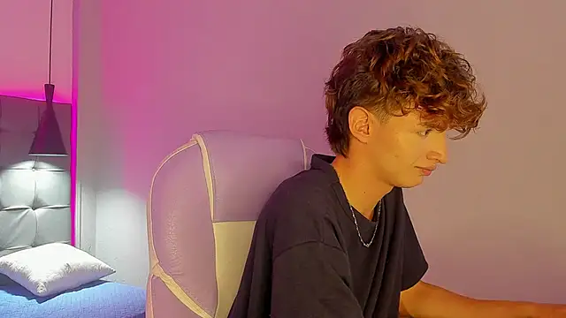 NicolasFerrer18 live sex cam