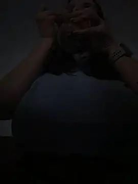 Rozaaaaforyoubigboob live sex cam