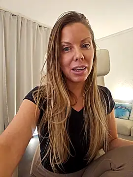 Nova-Lee live sex cam