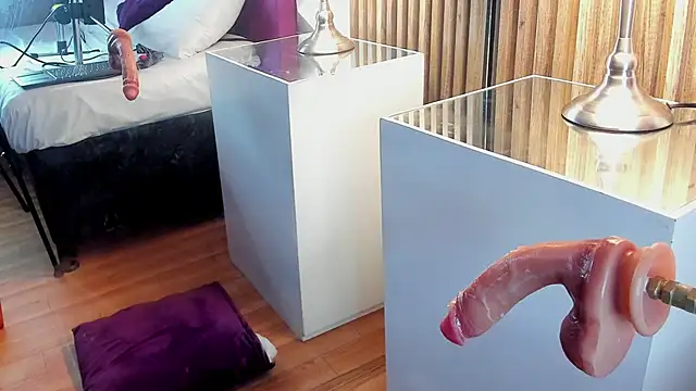 Gretta_Wild live sex cam