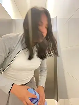 Katherinm live sex cam