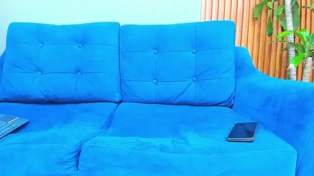 Ashton__Montana live sex cam