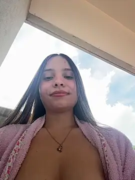 MiaJacksonn live sex cam