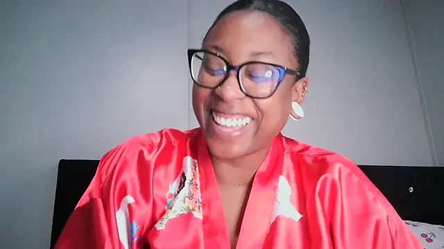 Nyxie_Chaos live sex cam