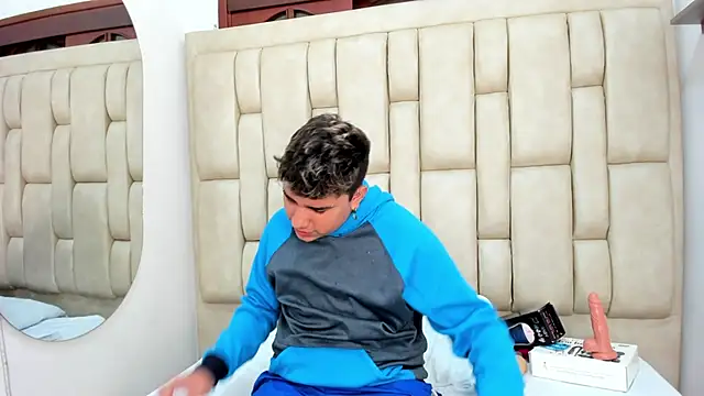 DevilWisp live sex cam