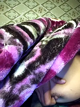 Aidakhan1212 live sex cam