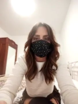 Akemi_rossi live sex cam