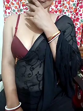 Priya_Boudi live sex cam