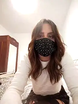 Akemi_rossi live sex cam