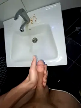 Bigpenis22sm live sex cam