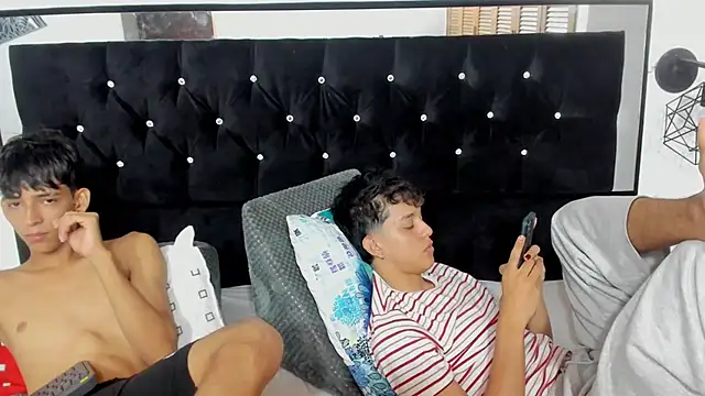 Sebas_cat live sex cam