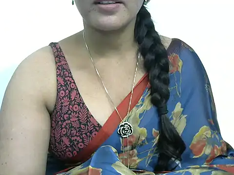 reshmika_reddy live sex cam
