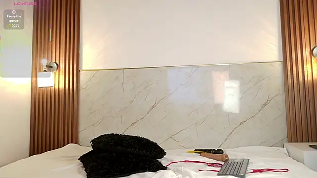 Little_michiko live sex cam