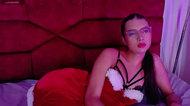 sara_saenz99 live sex cam