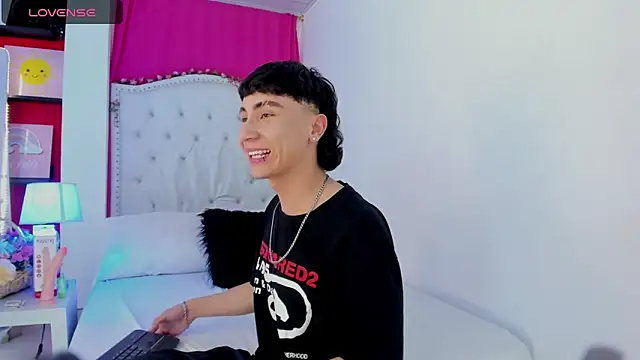 XaanderGrey live sex cam