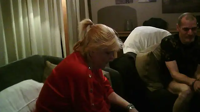 Sylviastar46 live sex cam