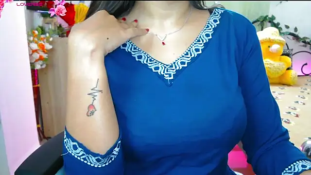 thyAnvi live sex cam