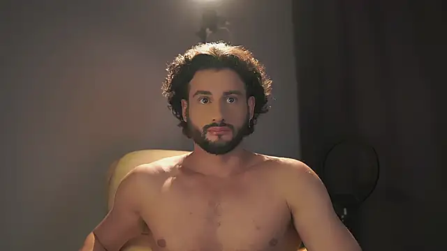 Keen___Luckystrike live sex cam