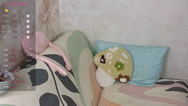 TrissMerigold9 live sex cam