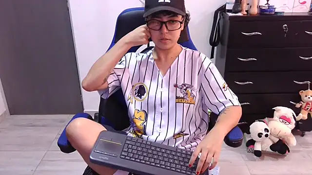 thomascooper7 live sex cam