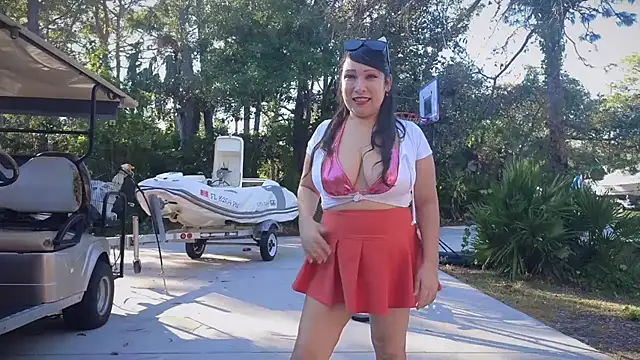 Vickiebee live sex cam