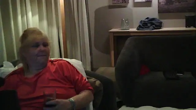 Sylviastar46 live sex cam