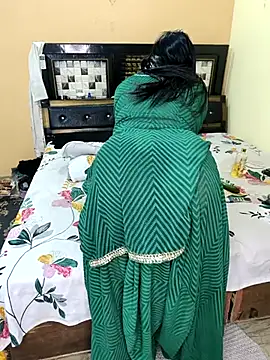 PRIYA_22 live sex cam