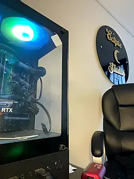 nico_18x live sex cam