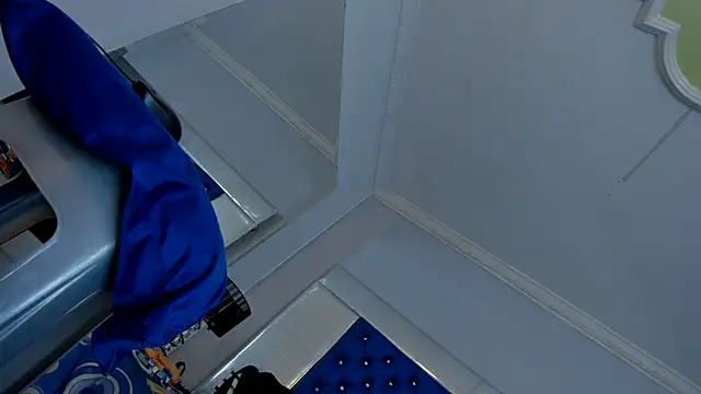 Eyleen_Santos live sex cam