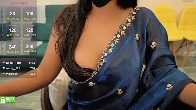 LushRitu live sex cam