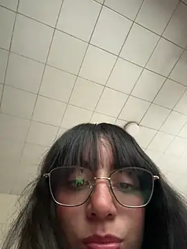 Mia_fiire live sex cam