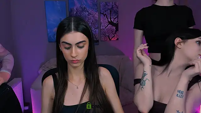 nekky_mouse live sex cam