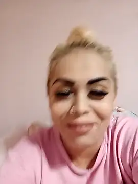 izauri2025 live sex cam