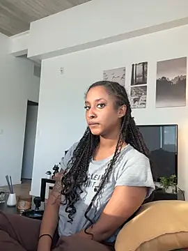 Your_Paris live sex cam