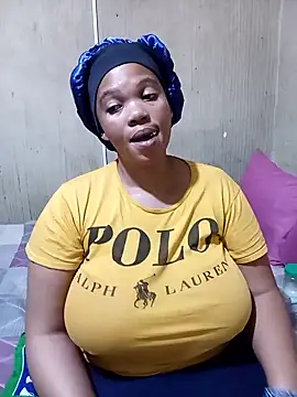 FreakyAngel3X live sex cam