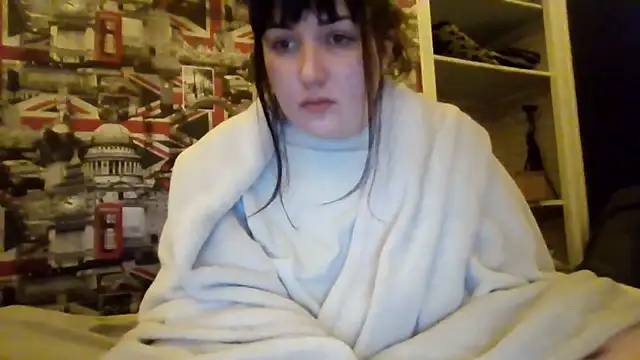 Lynylou live sex cam