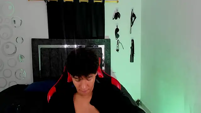 Maximiliano_Khalil live sex cam