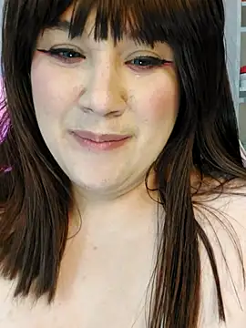 ItsNaiixa live sex cam