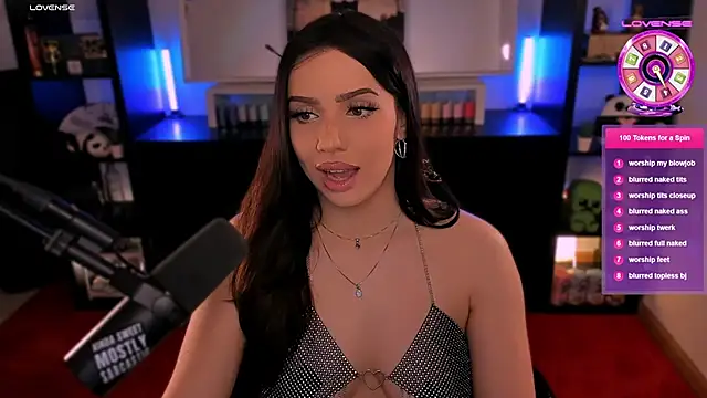 melanielipps live sex cam