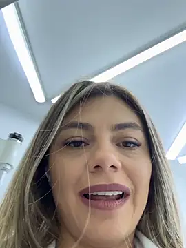 alicee16 live sex cam