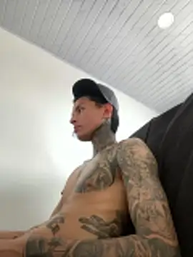 Herem369 live sex cam