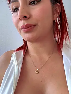 LINDA_PATTY94 live sex cam